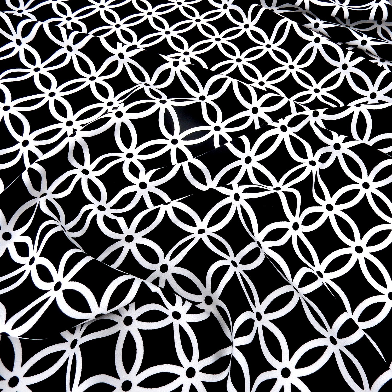 Black & White Geometric – Silky Smooth Stretch Dress Fabric CLF1-851