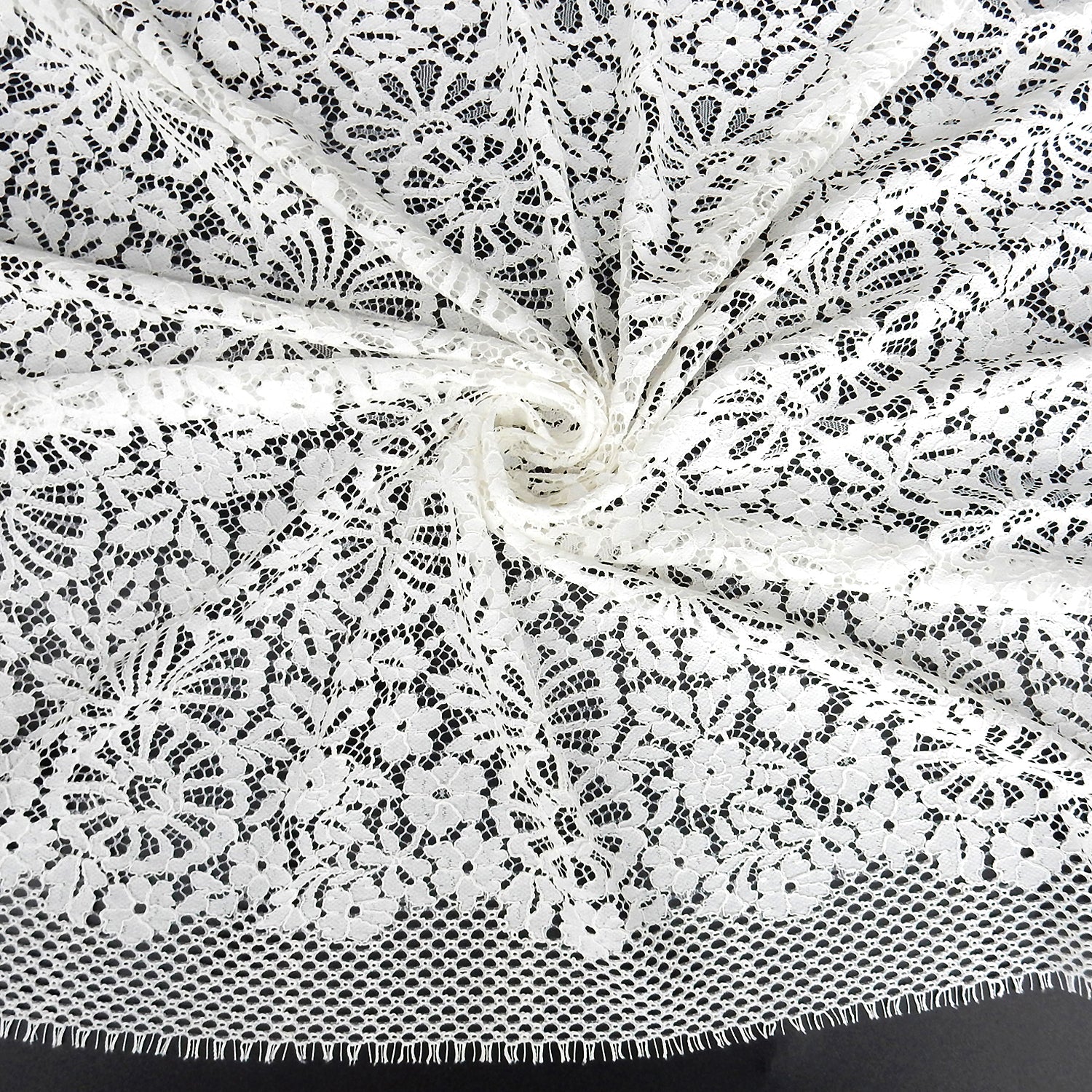 Double Scalloped Eyelash Border Klauber Lace Fabric 4095 Ivory