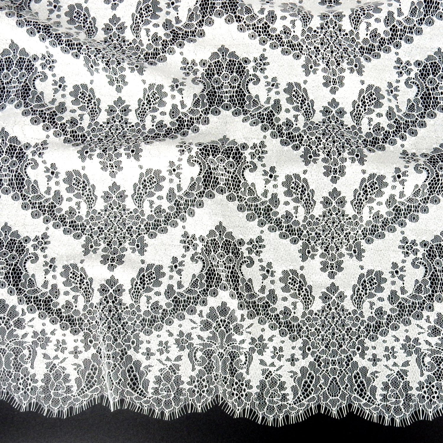 Double Scalloped Eyelash Border Klauber Lace Fabric 4141 PFD