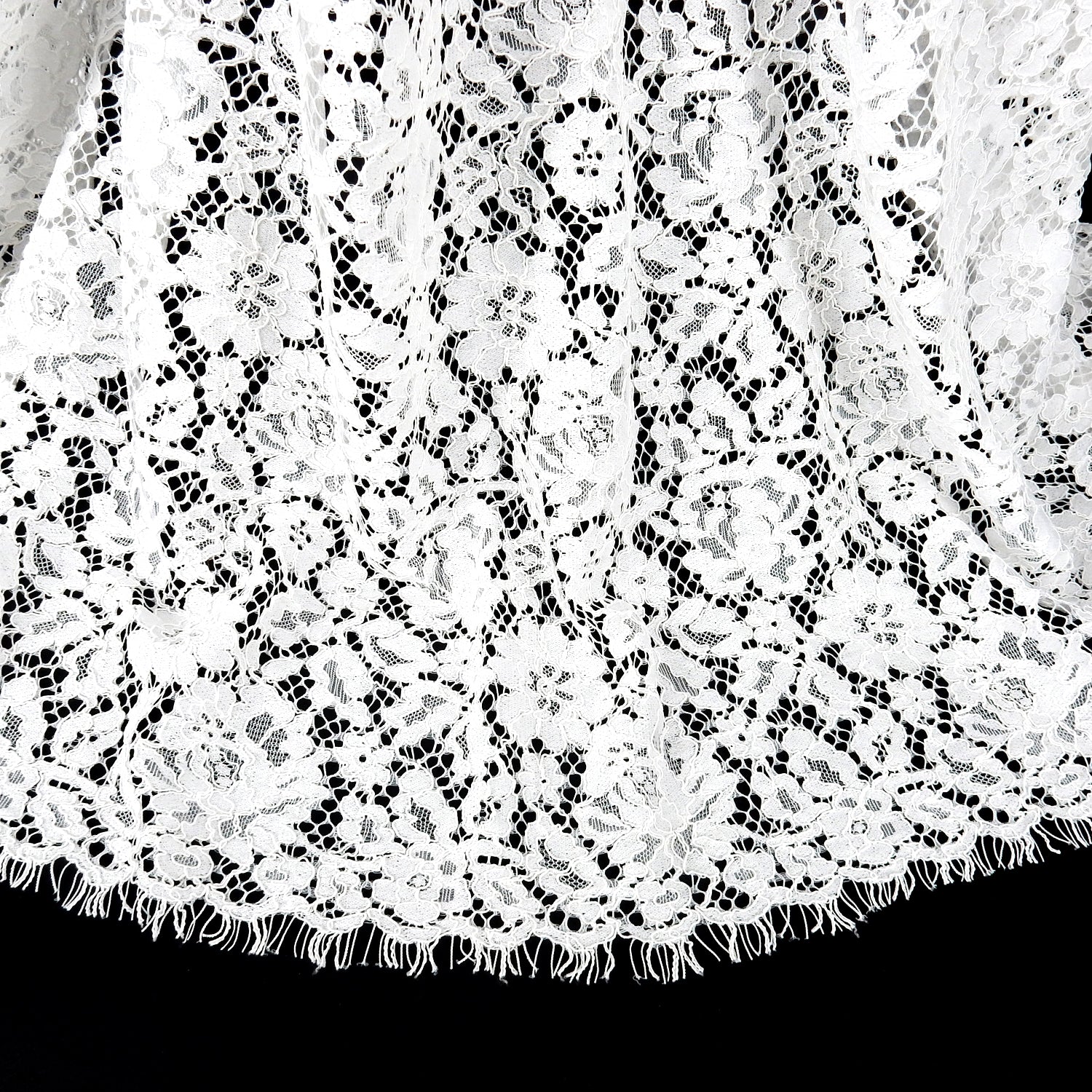 Double Scalloped Eyelash Border Klauber Lace Fabric 911177 Ivory