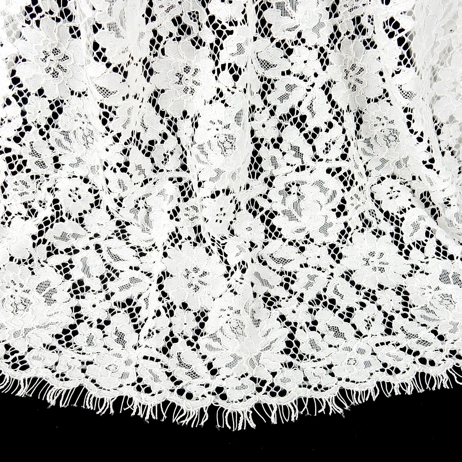 Double Scalloped Eyelash Border Klauber Lace Fabric 911177 Ivory