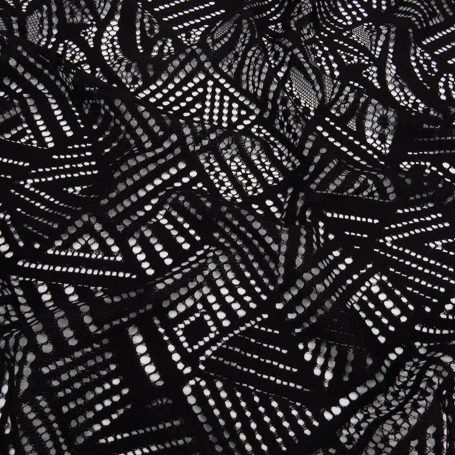 Double Scalloped Eyelash Border Klauber Lace Fabric 4028 Black