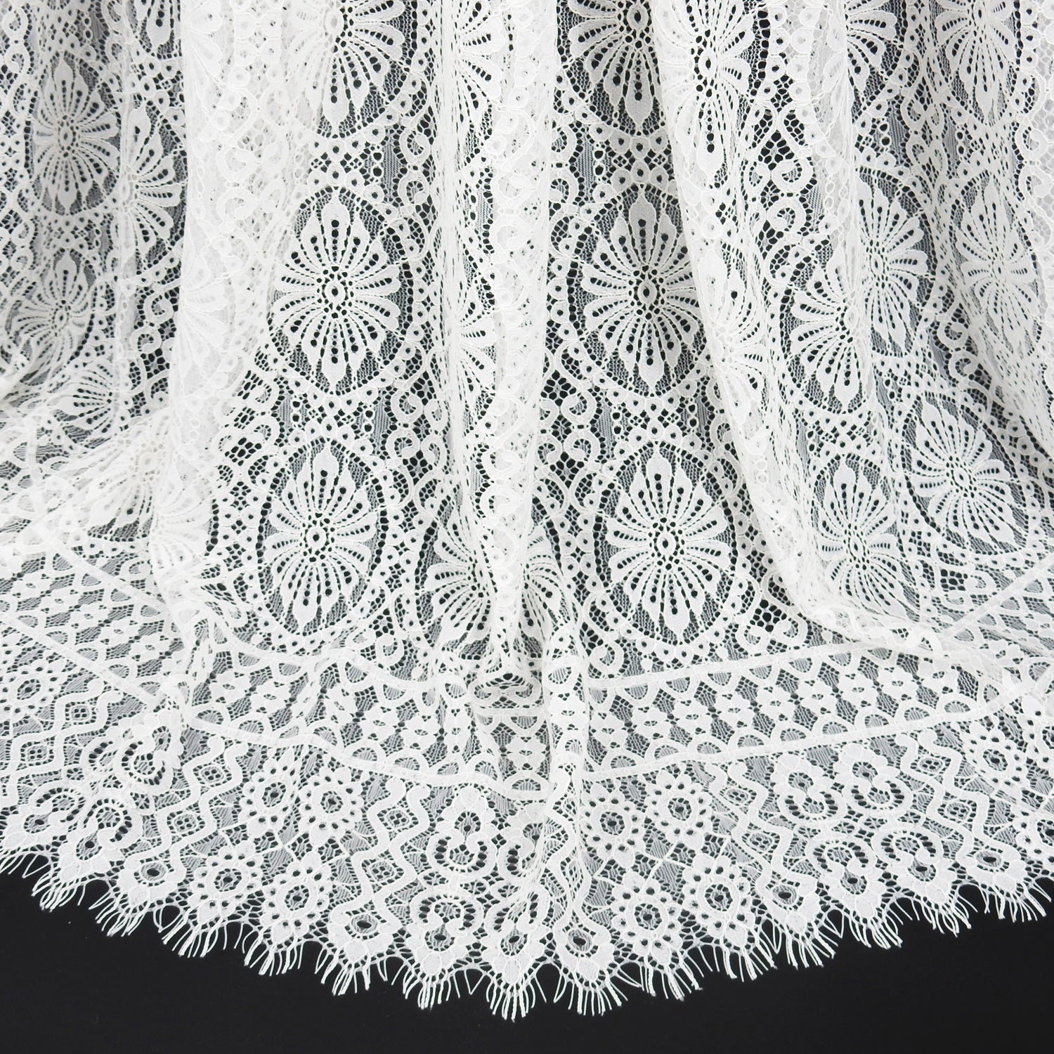 Double Scalloped Eyelash Border Klauber Lace Fabric 4062 Ivory