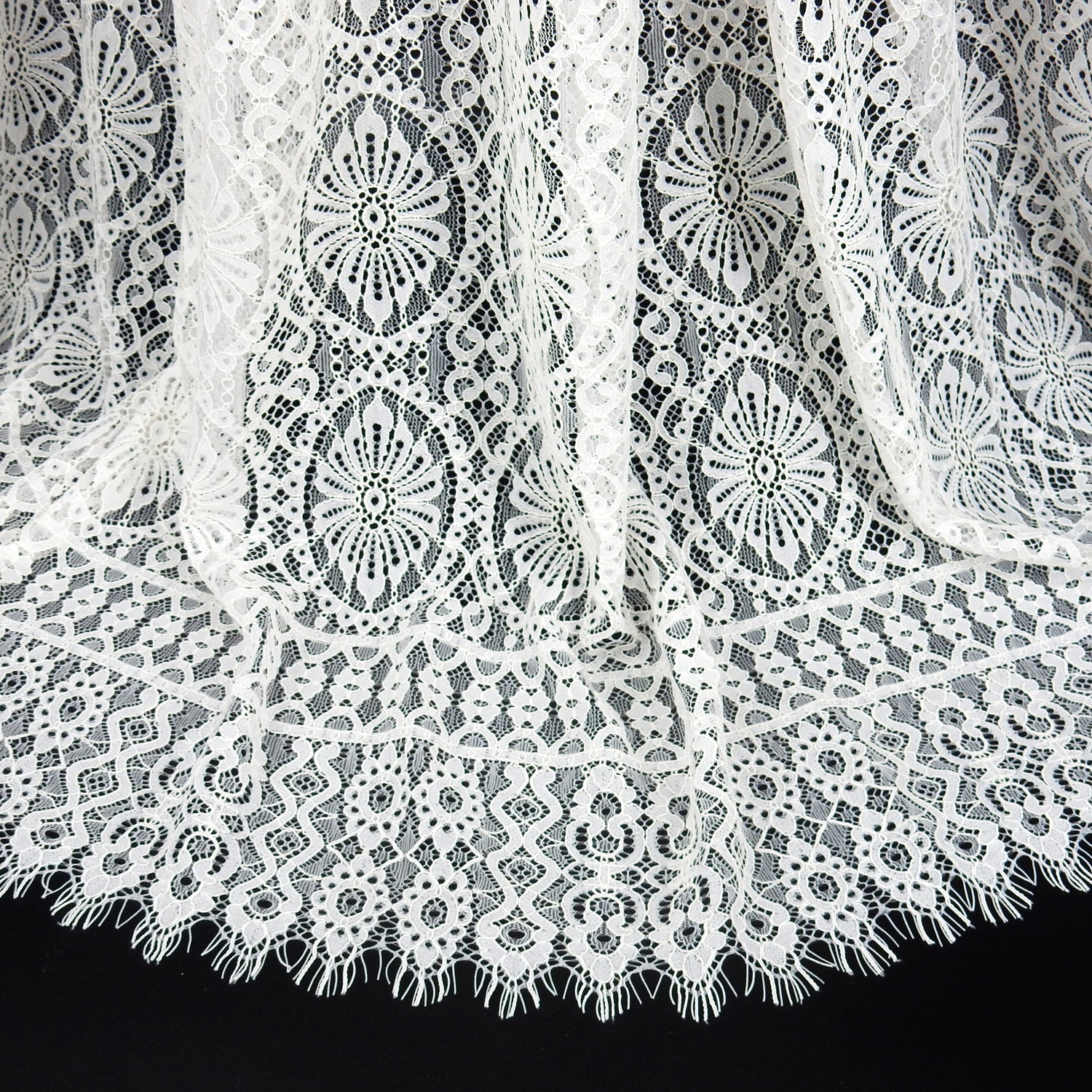 Double Scalloped Eyelash Border Klauber Lace Fabric 4062 Ivory